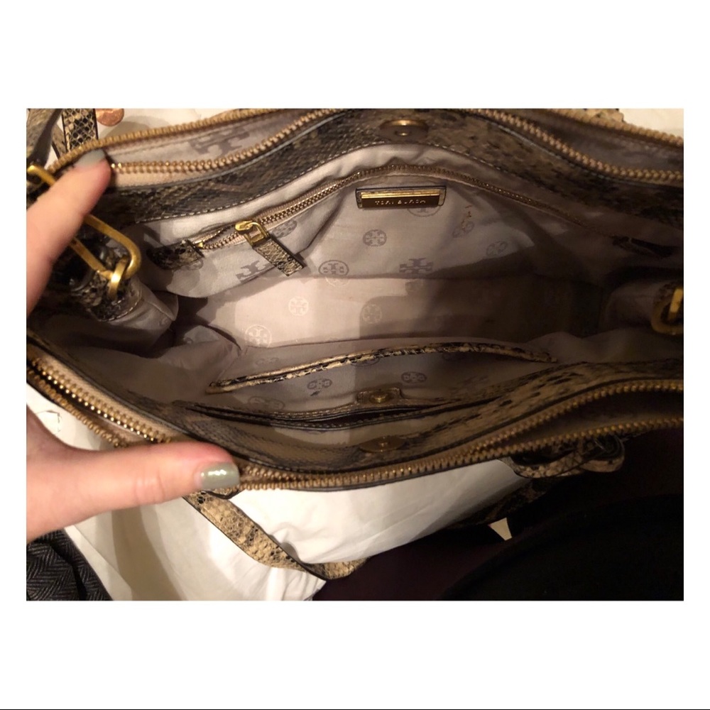 Tory Burch purse - Picture 3 of 5